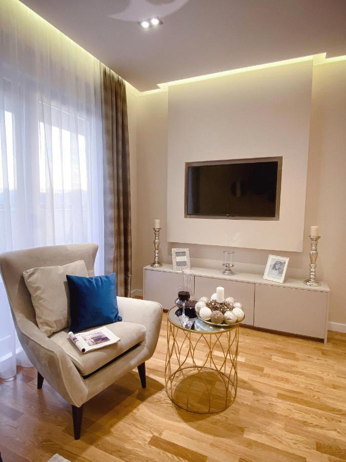 Tiffany Lux Apartment 特雷比涅 外观 照片